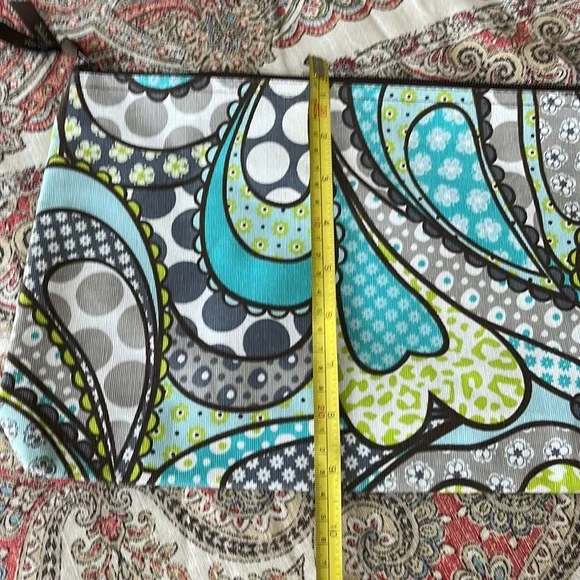 Vera Bradley - Picture 2 of 3